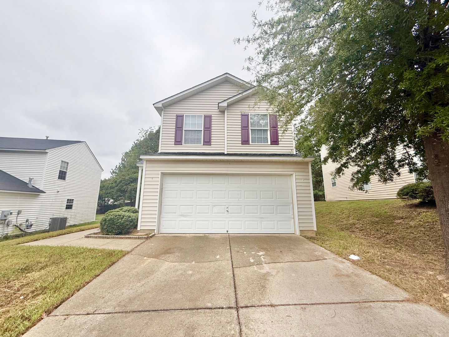 Raleigh House: 3932 Laurel Glen Rd