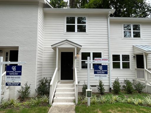 Newly Remodeled 2BD, 1.5BA Raleigh Townhome with Private Deck – photo 1