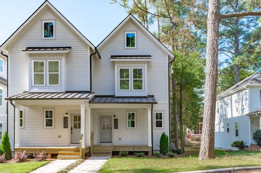 Newly Built 3BD, 3.5BA End-Unit Raleigh Townhome with Large Upstairs Bonus Room Inside the Beltline Near Lake Johnson – photo 1