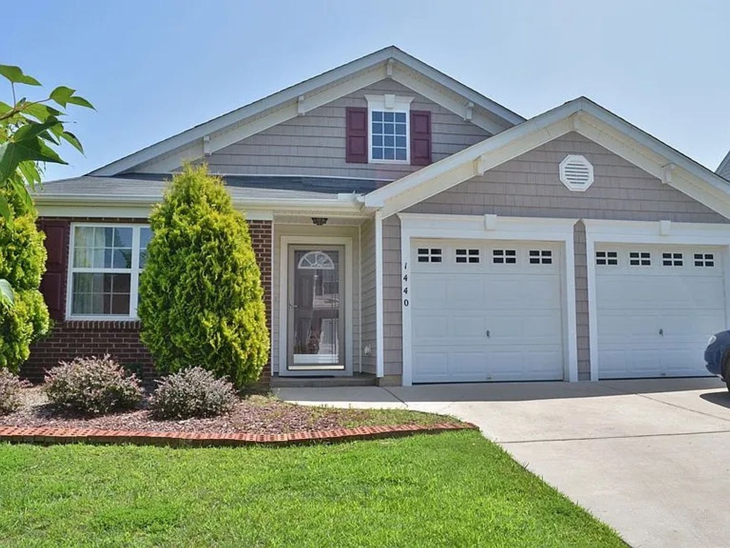 Fuquay Varina House: 1440 Sexton Ridge Drive