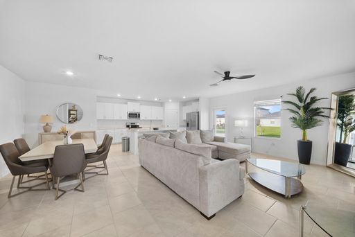 17404 Monte Isola Way, North Fort Myers, FL 33917