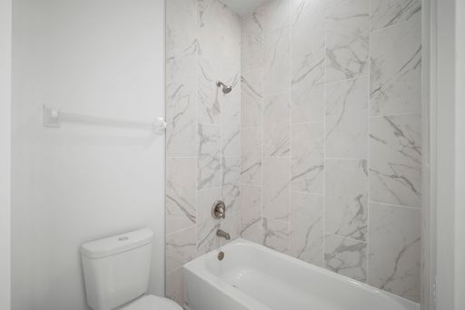 21768 Brixham Run Loop, Estero, FL 33928