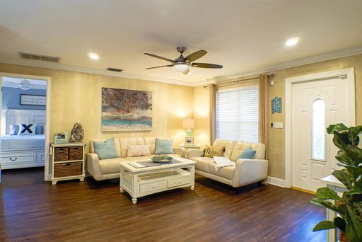 7189 Vassar Dr, Fort Myers, FL 33908