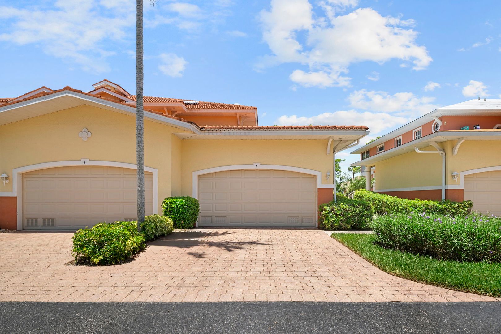 FORT MYERS House: 5370 PARK RD # 4