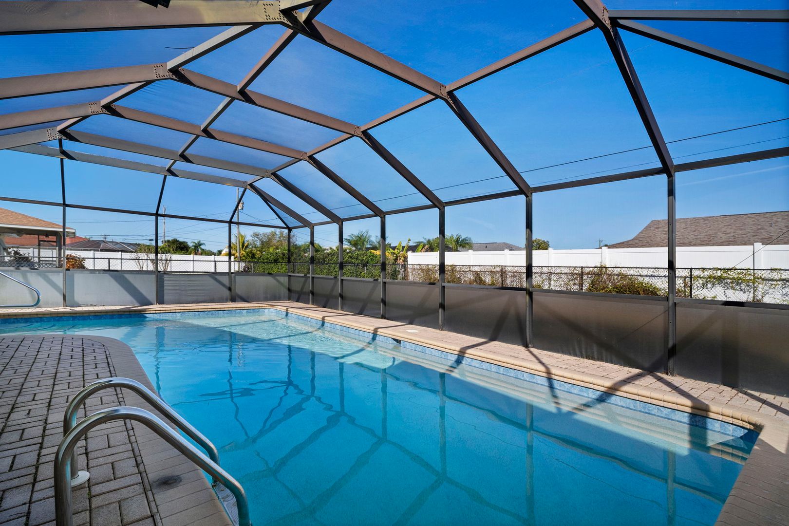 Cape Coral House: 911 SE 19th Street