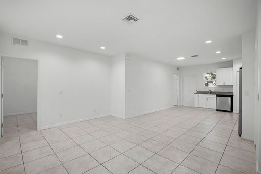 3309 Armstrong Ct, Fort Myers, FL 33916