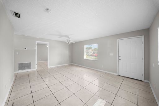 5537 10th Ave , Fort Myers, FL 33907