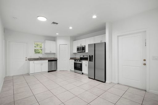 3309 Armstrong Ct, Fort Myers, FL 33916