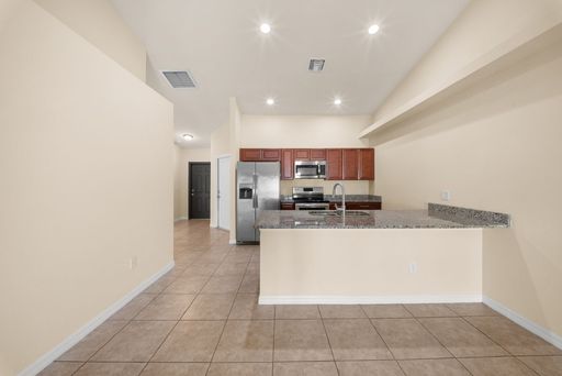 2820 SW 7th Pl, Cape Coral, FL 33914