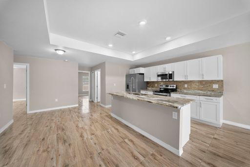 4716 13th St Sw, Lehigh Acres, FL 33973