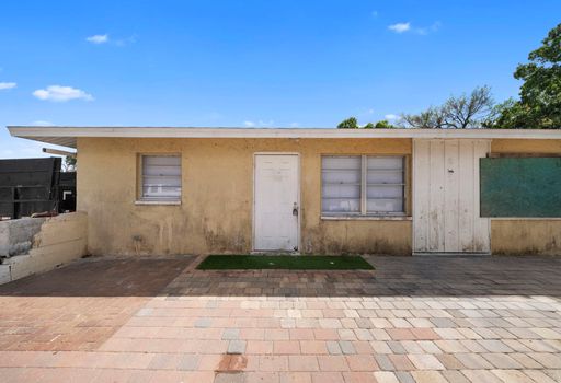 464A Carolina Ave , Fort Myers, FL 33905