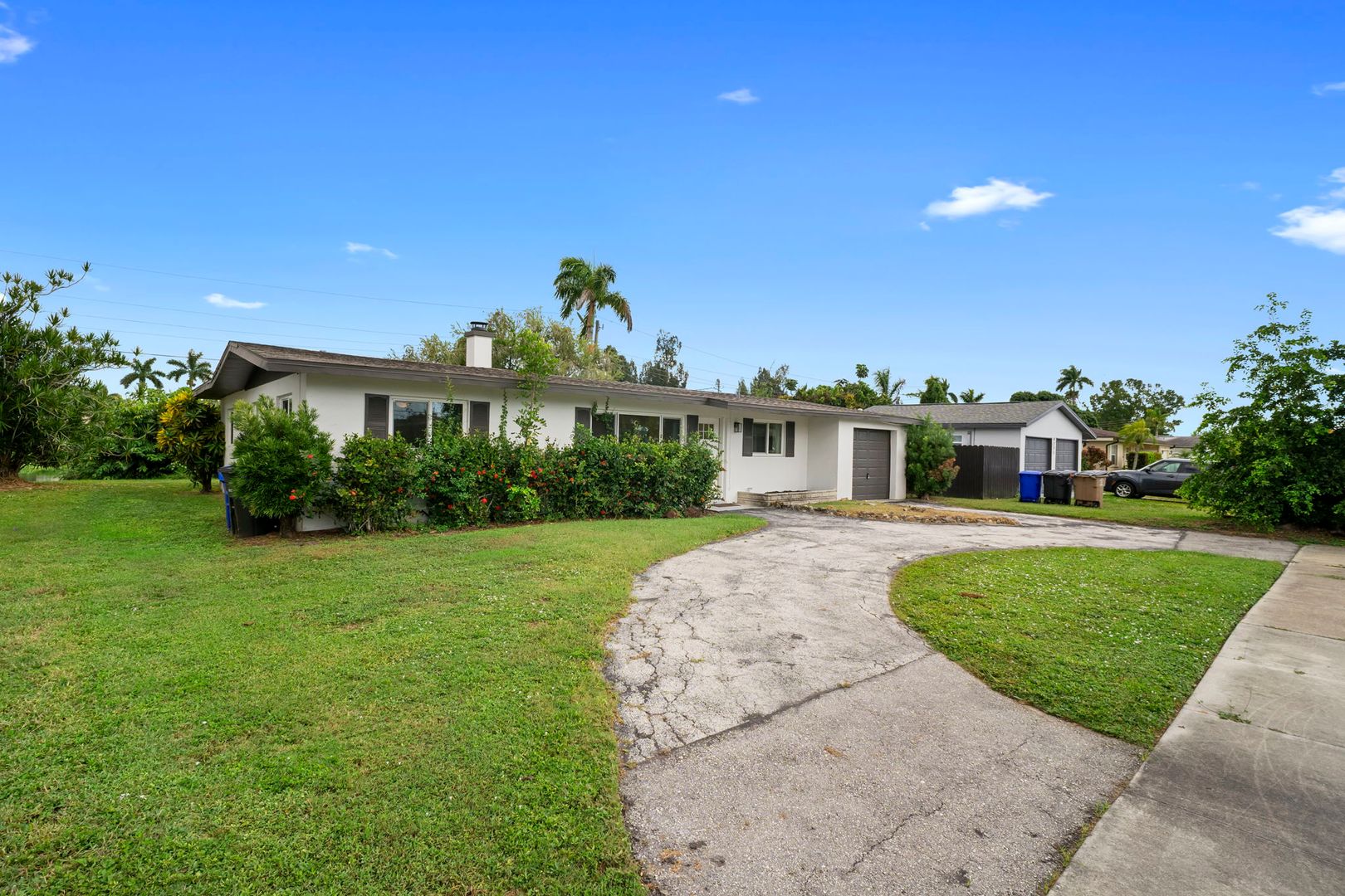 Fort Myers House: 4261 Lagg Ave