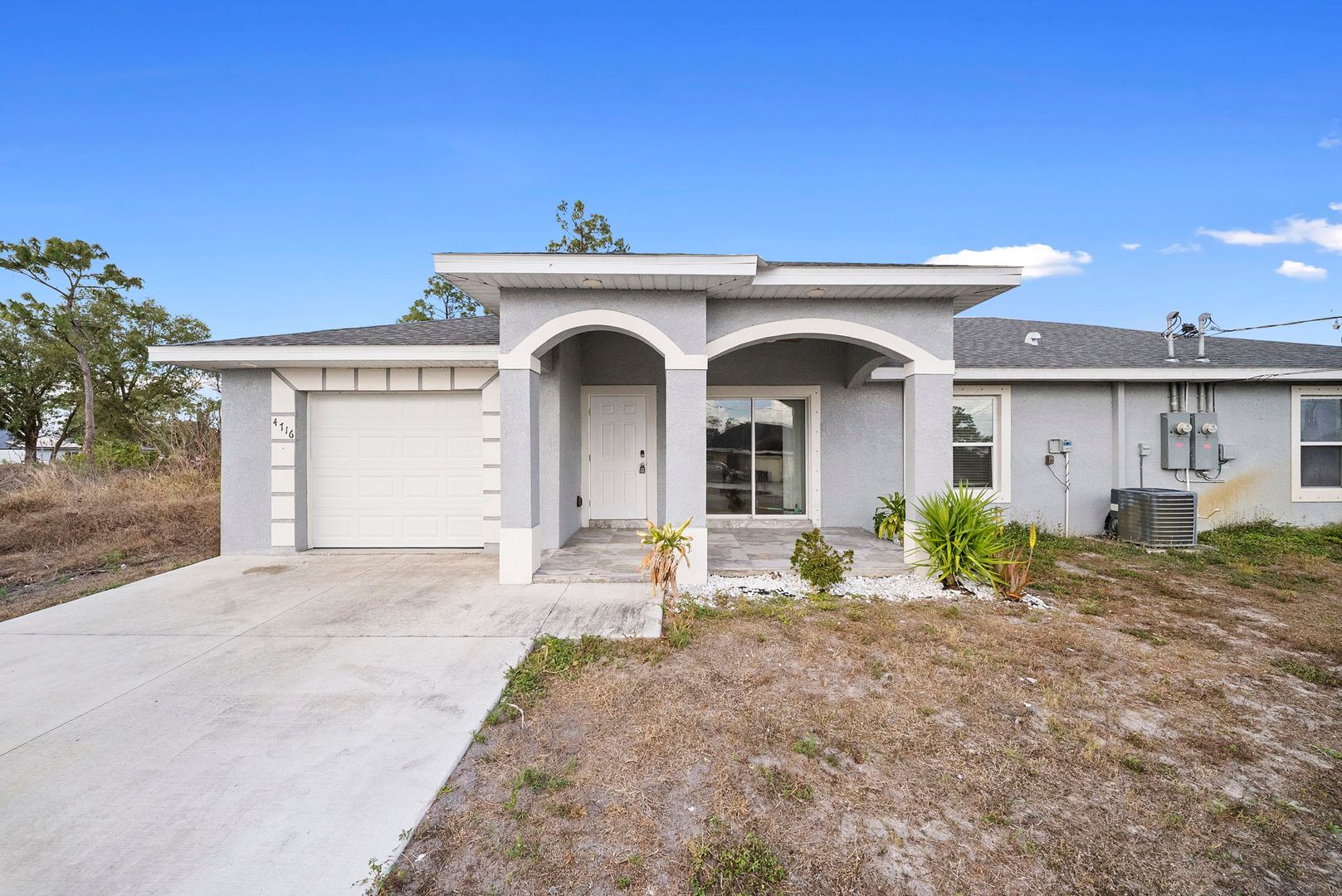 Lehigh Acres House: 4716 13th St Sw