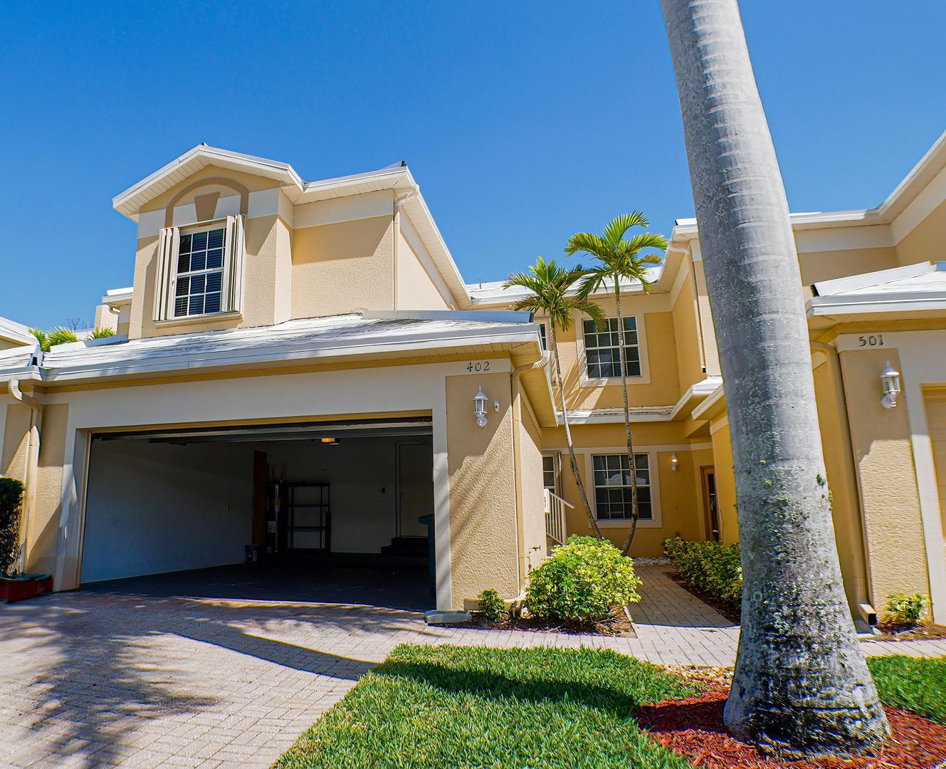 Fort Myers House: 6010 Jonathans Bay Cir, Apt 402