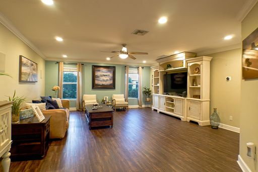 7189 Vassar Dr, Fort Myers, FL 33908