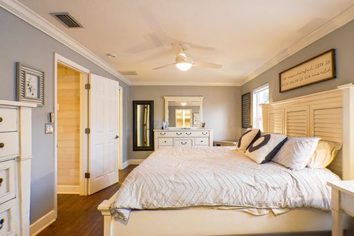 7189 Vassar Dr, Fort Myers, FL 33908