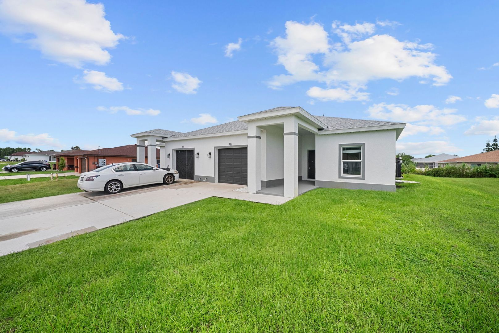 Lehigh Acres Apartment: 713-715 Homer ave S