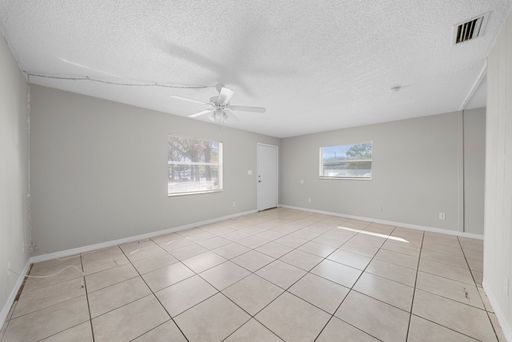 5537 10th Ave , Fort Myers, FL 33907