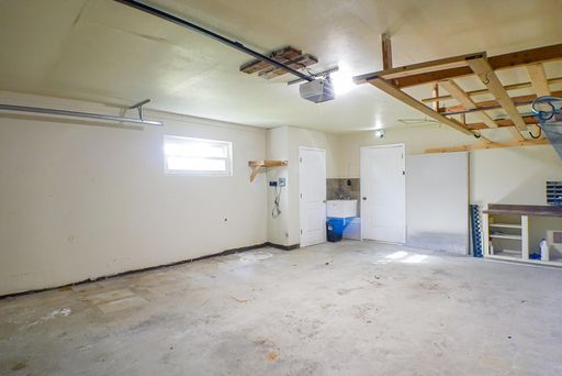 2221 Cape Way, North Fort Myers, FL 33917