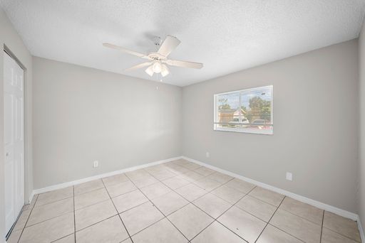 5537 10th Ave , Fort Myers, FL 33907