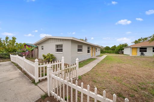 5458 5th Ave, Fort Myers, FL 33907