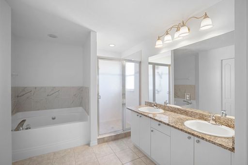 21768 Brixham Run Loop, Estero, FL 33928