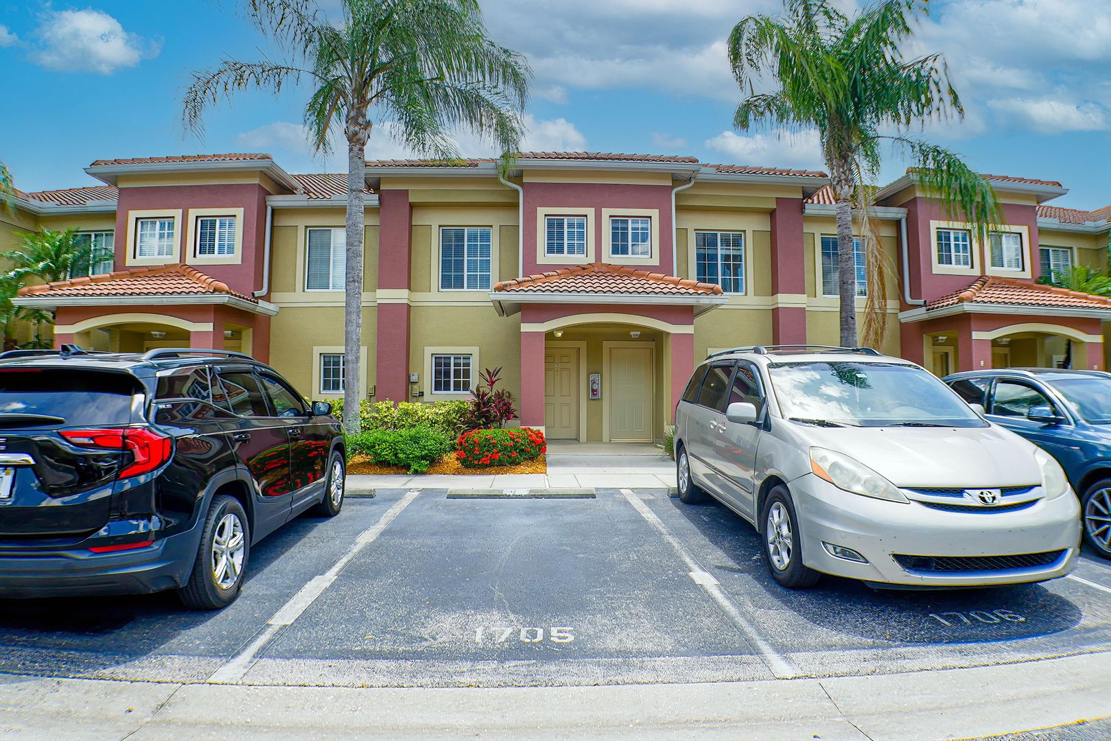 Fort Myers House: 12010 Rock Brook Run 1705