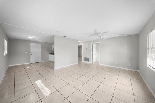 5537 10th Ave , Fort Myers, FL 33907