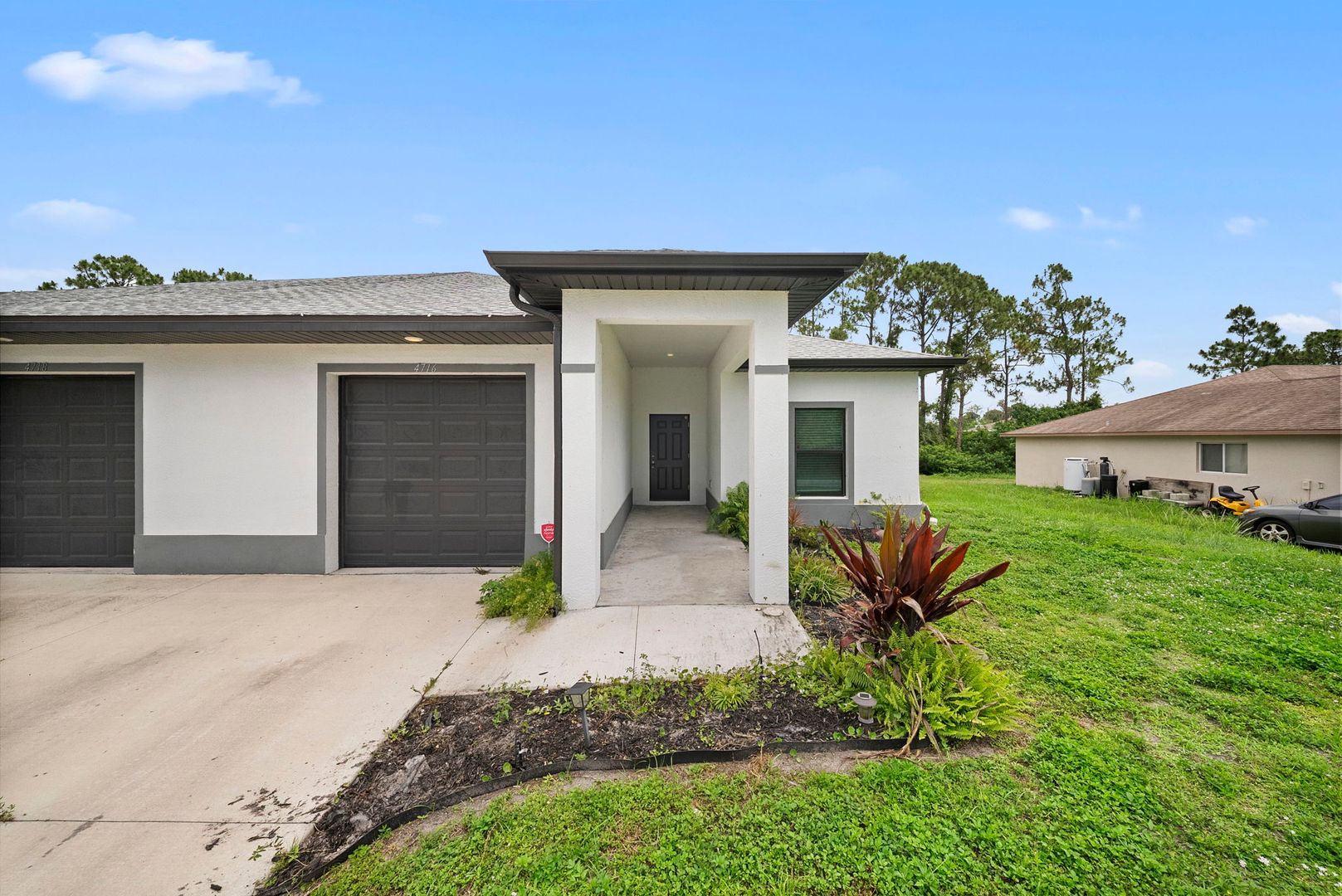 Lehigh Acres Apartment: 4716 - 4718 29th St SW