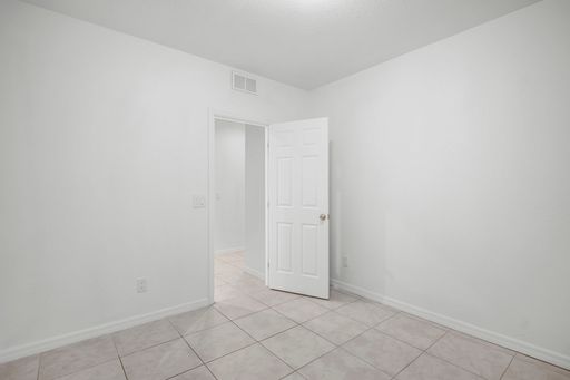 3309 Armstrong Ct, Fort Myers, FL 33916