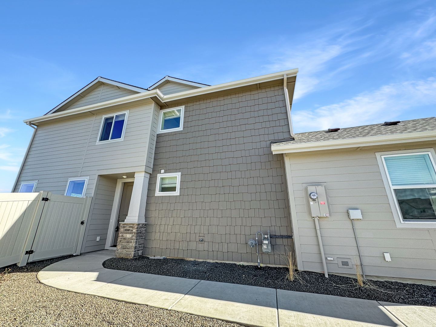 Eagle House: 8234 W Grey Alder Dr