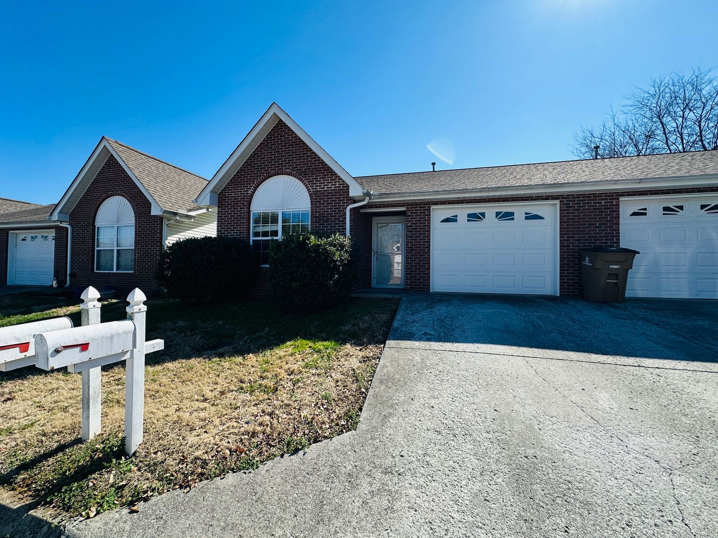 Knoxville House: 804 Garcia Way