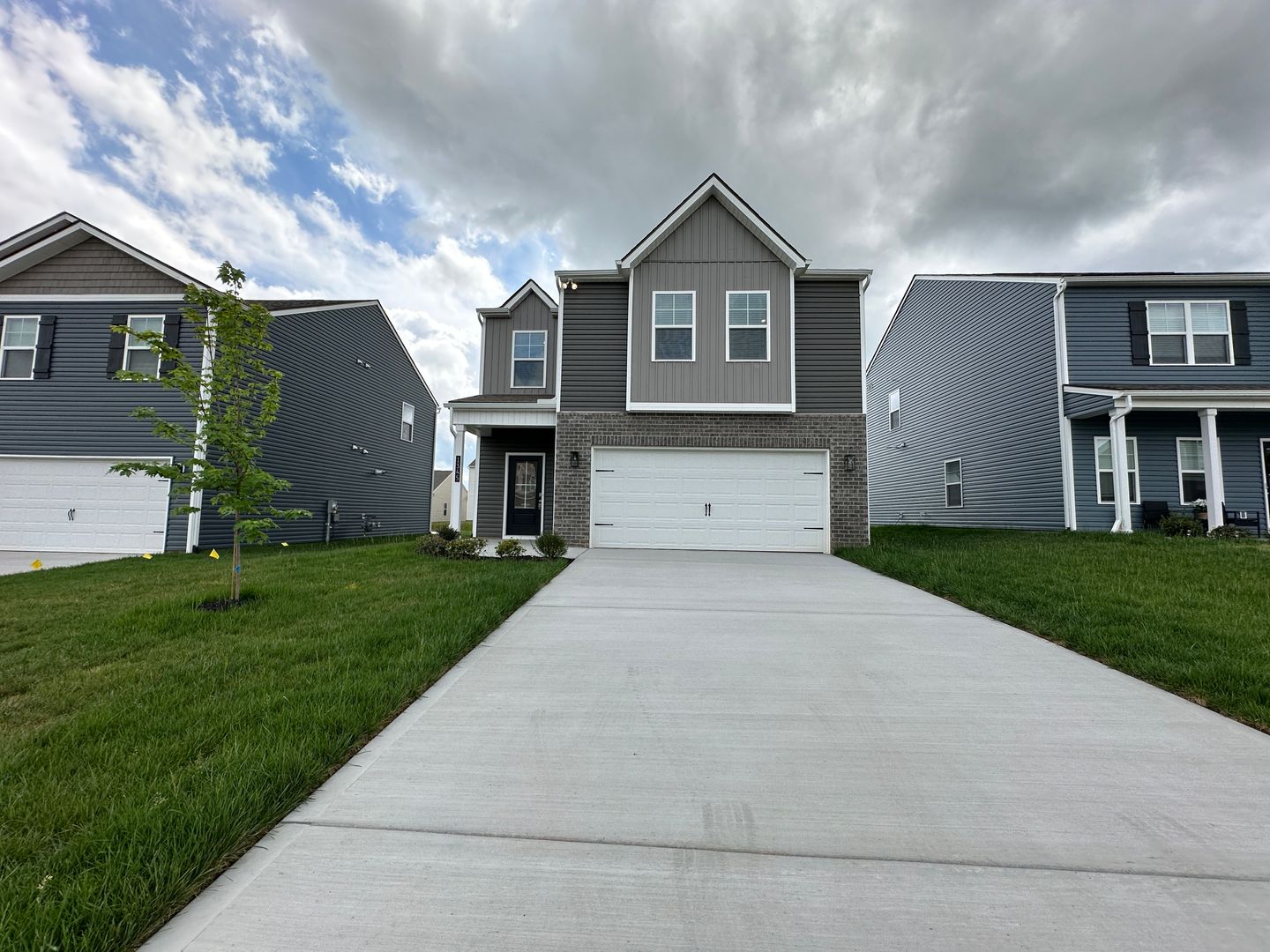 Maryville House: 1345 Three Horses Ln.