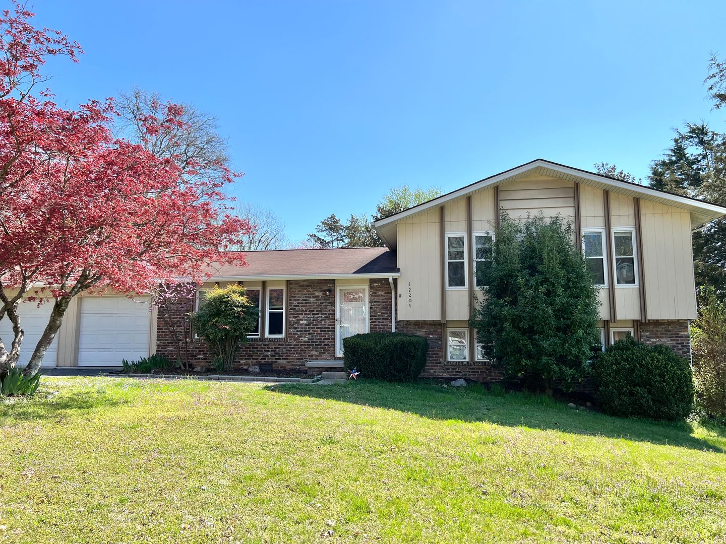 Knoxville House: 12204 W Kings Gate Rd