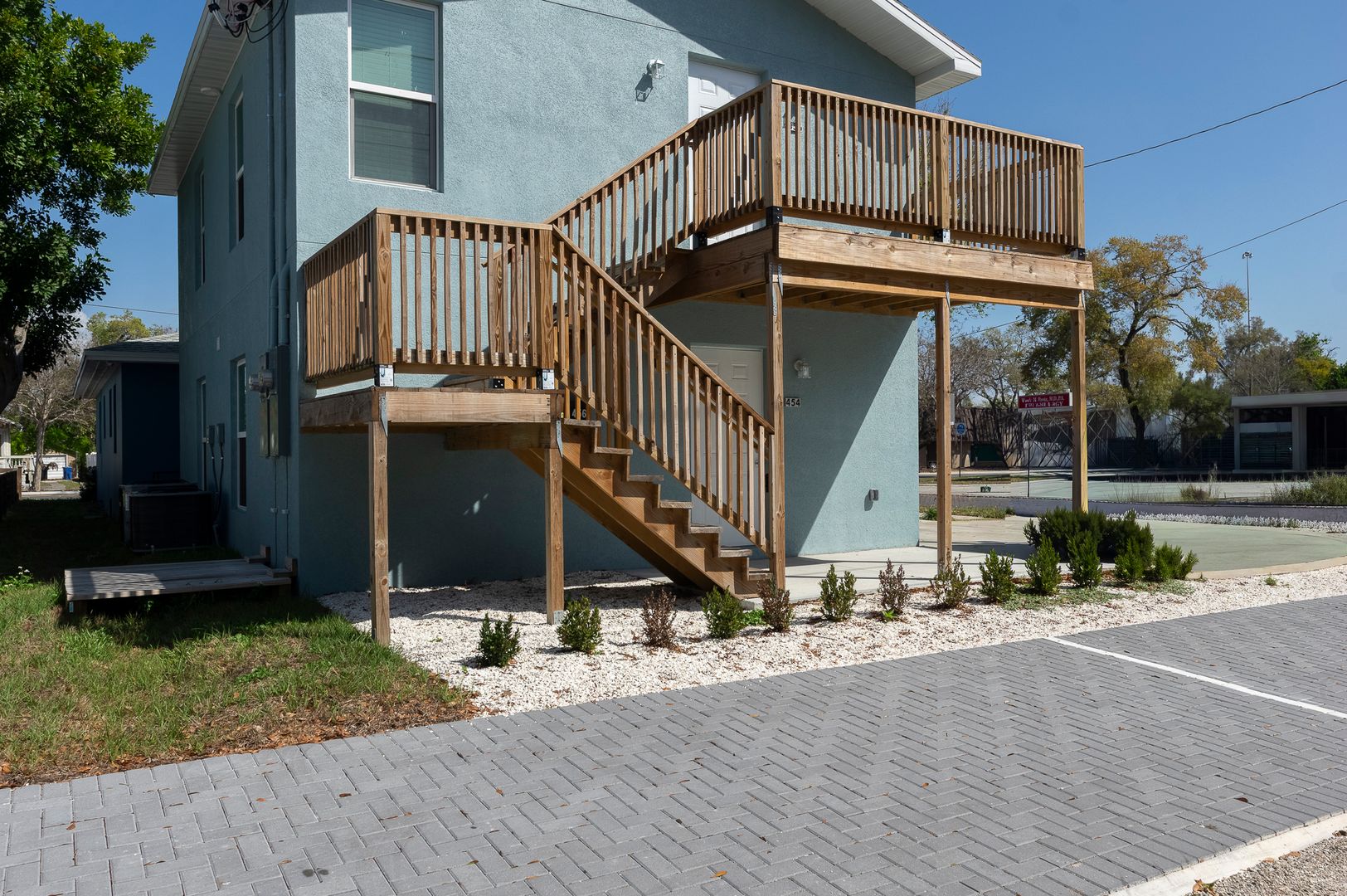 St Petersburg Condo: 456 21st N