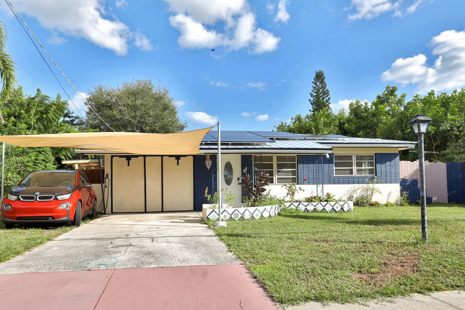 4462 Brooksdale Dr 2 of 12
