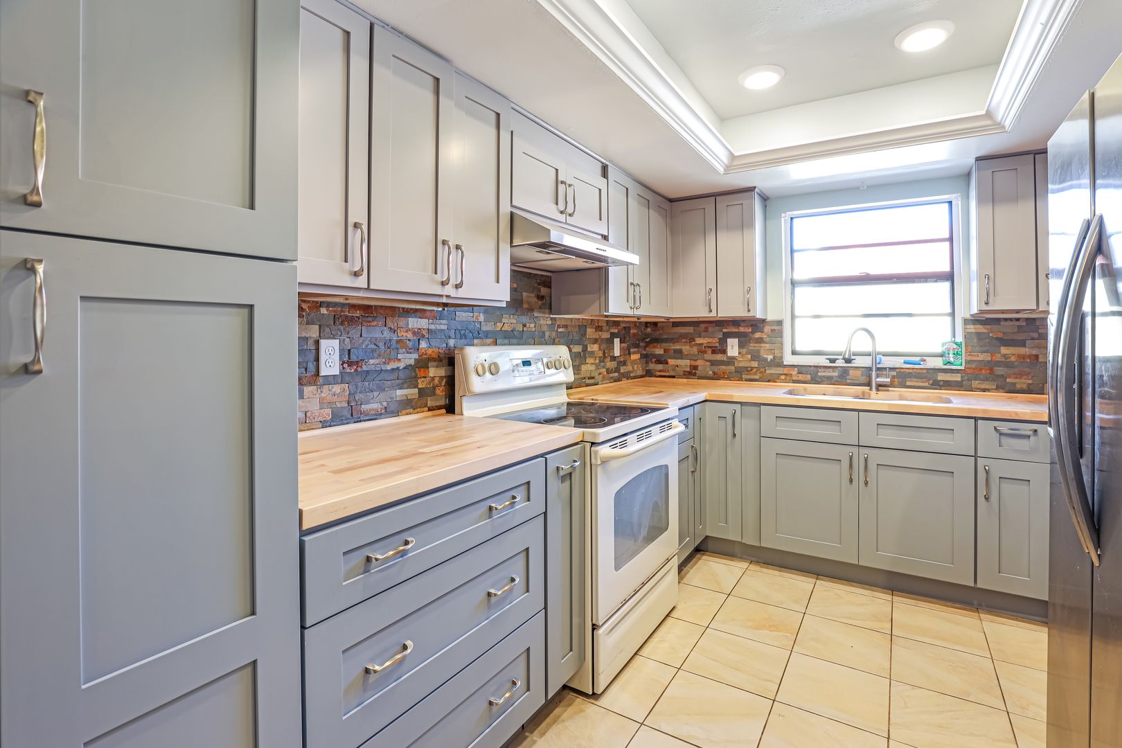 Bradenton Condo: 1403 56th St W