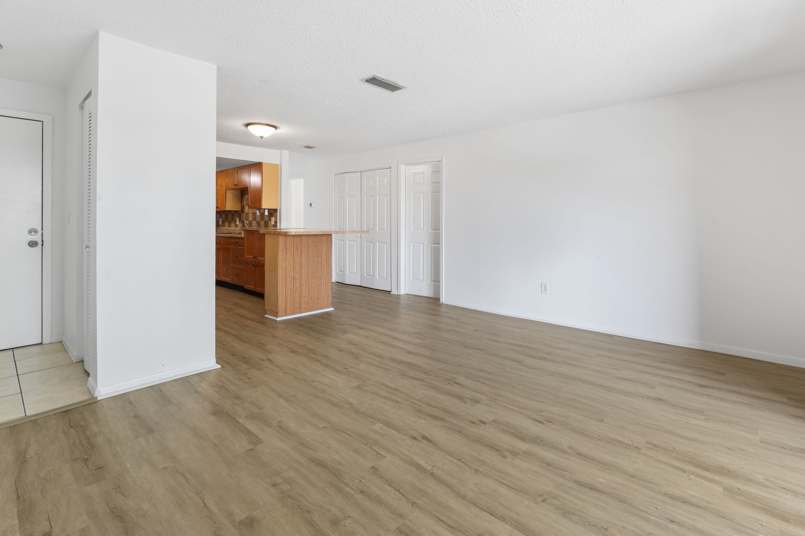 Sarasota Condo: 3461 Clark Rd