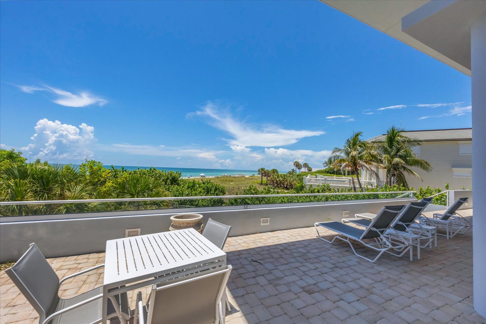 5801 Gulf of Mexico Dr 7 of 12