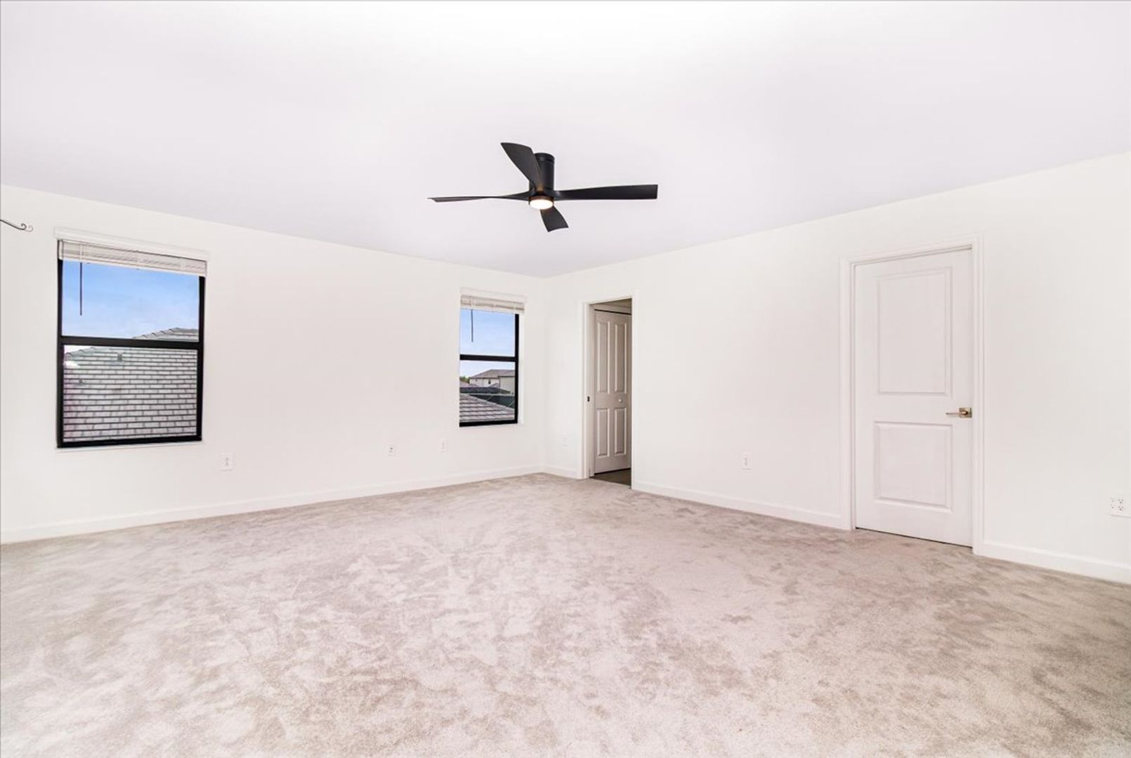 4873 Seafoam Trail 20 of 59