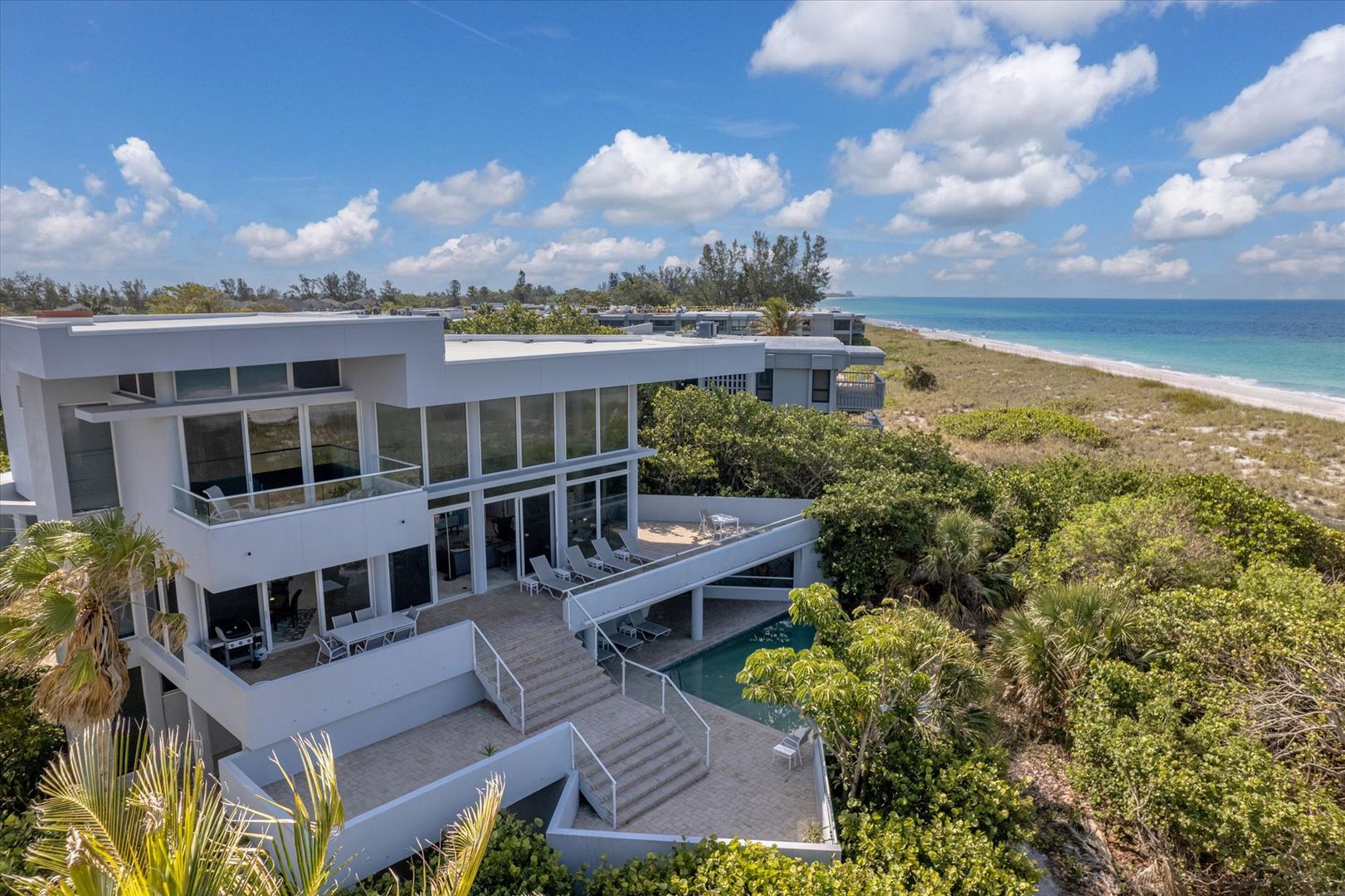 5801 Gulf of Mexico Dr 5 of 12