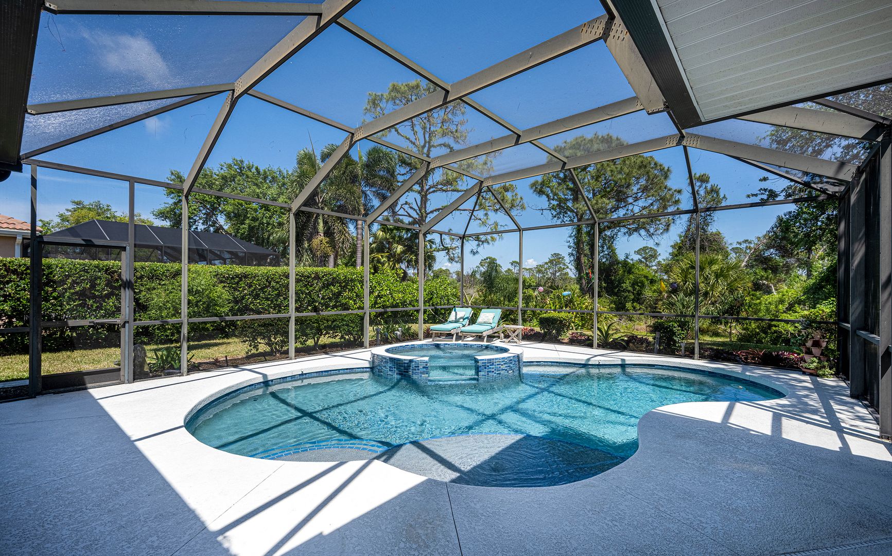 956 Scherer Way 2 of 12