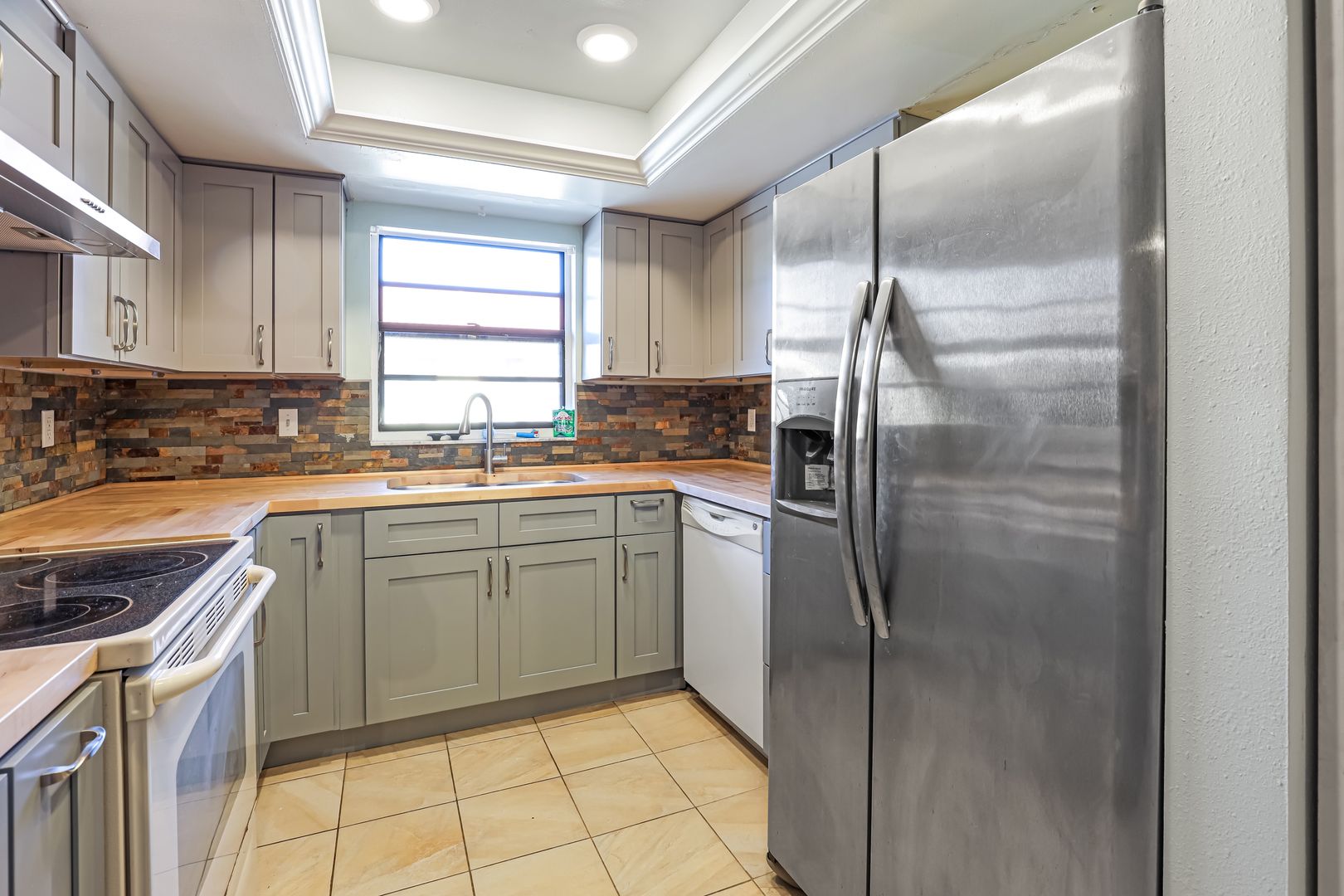 Bradenton Condo: 1403 56th St W