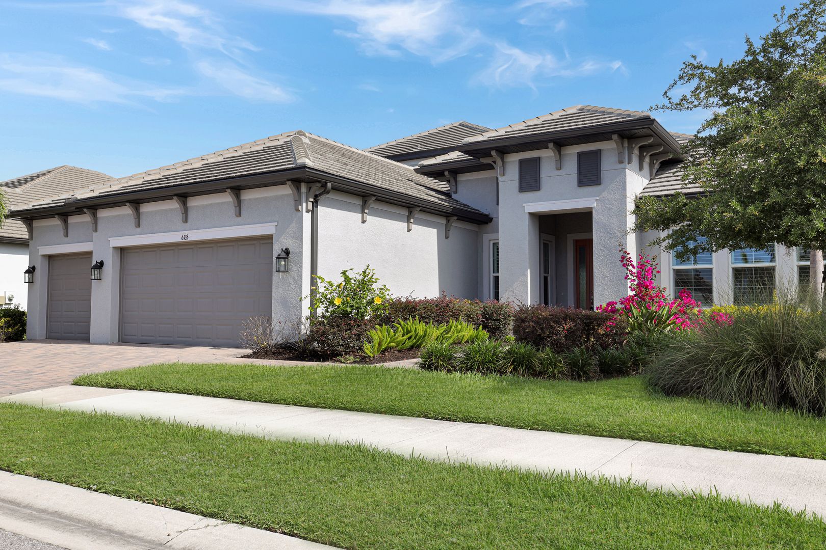 Sarasota House: 6133 Lungo Lago Dr