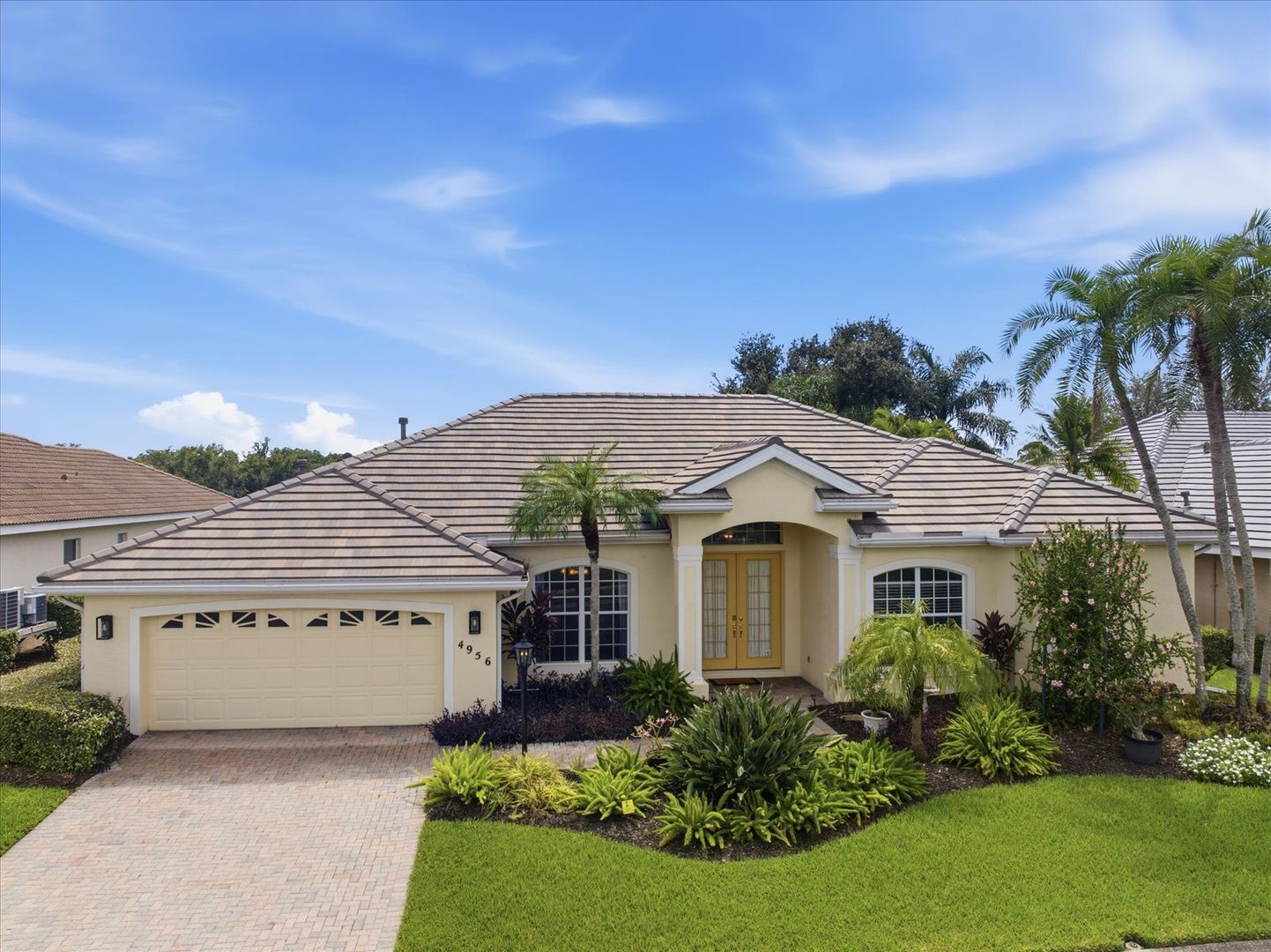 4956 Bridgehampton Blvd 3 of 12