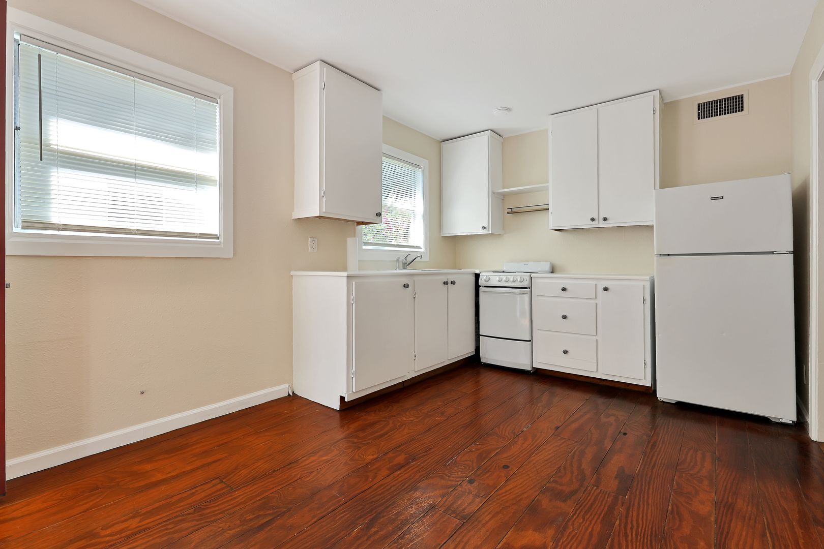 Sarasota House: 325 Ohio Place