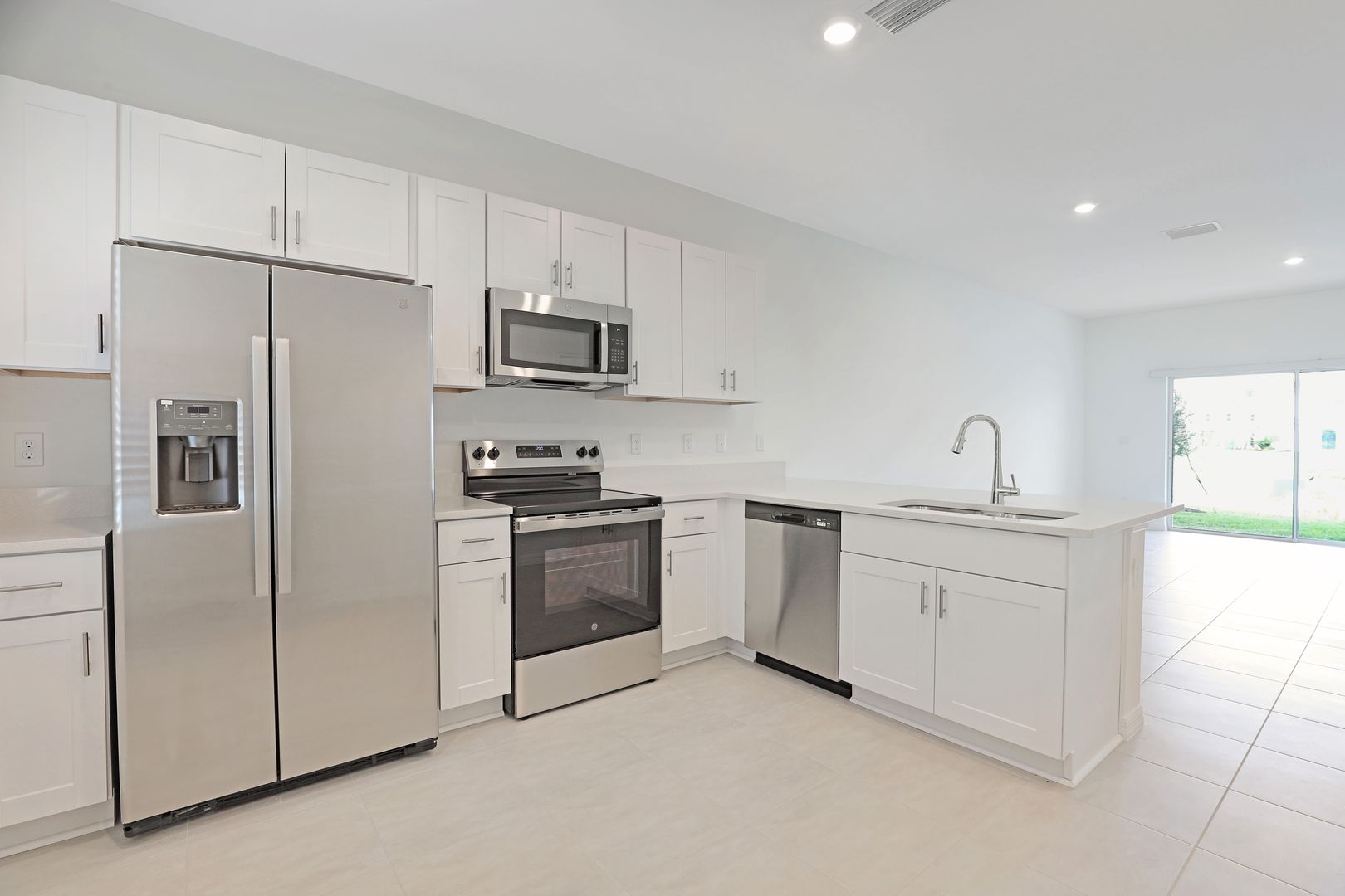 Bradenton Townhome: 16515 San Nicola Pl