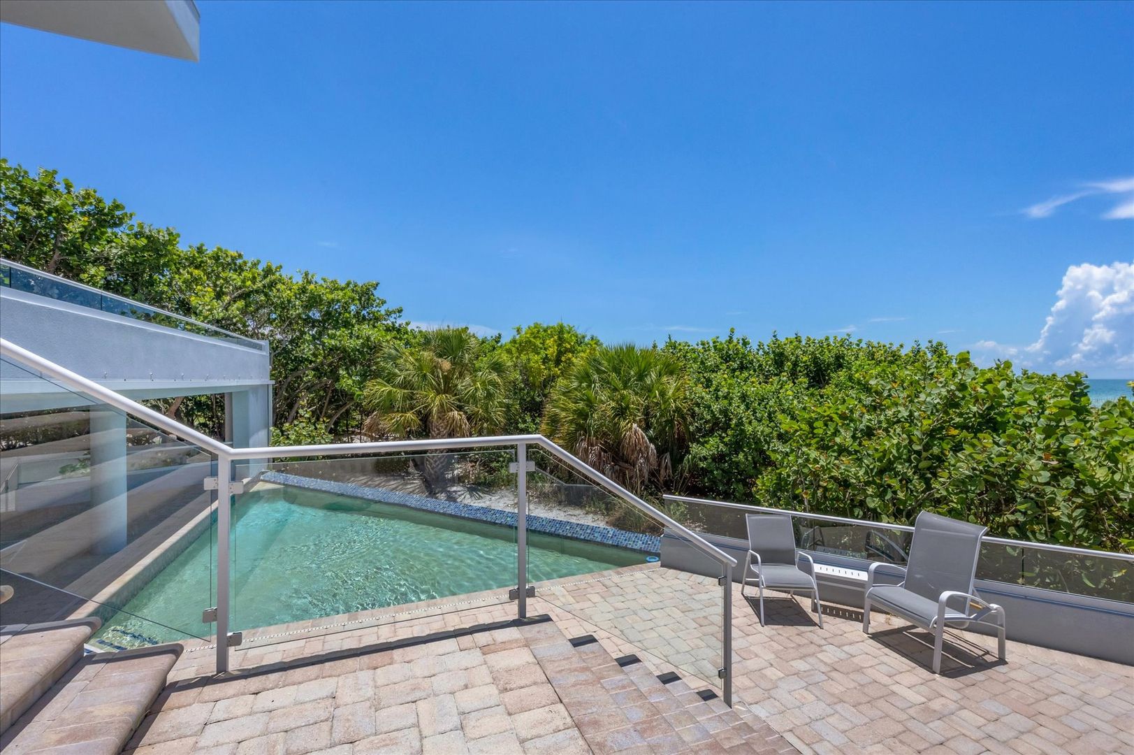 5801 Gulf of Mexico Dr 9 of 12