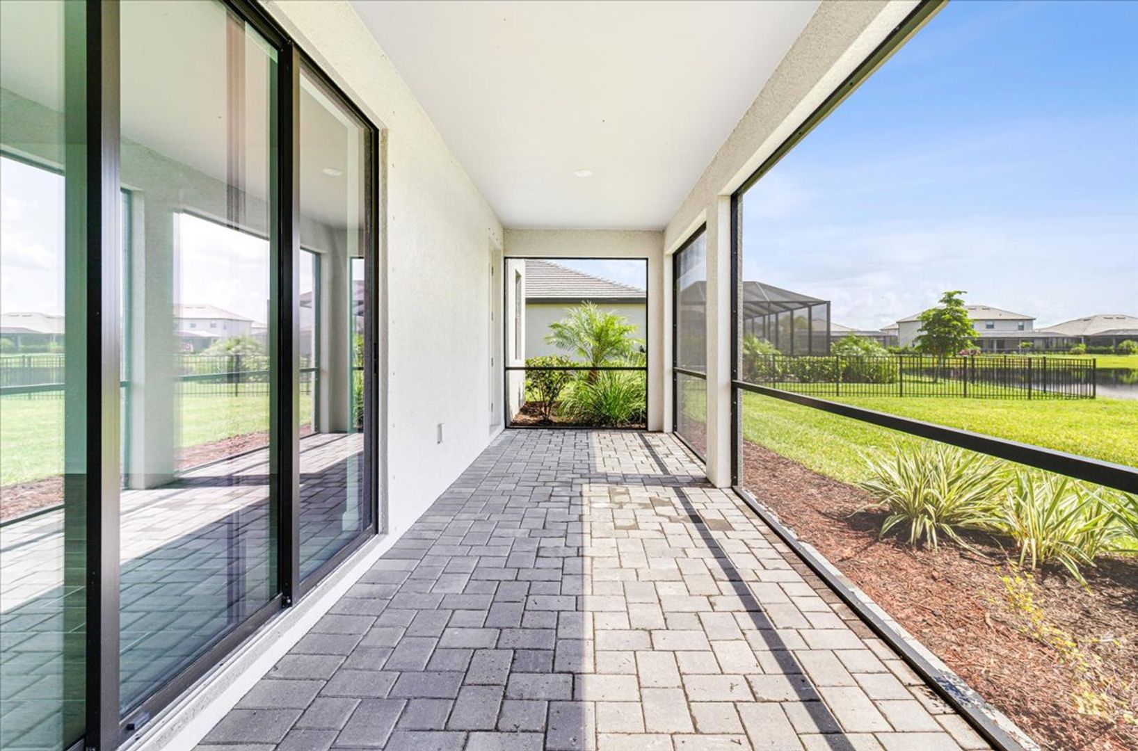 4873 Seafoam Trail 13 of 59