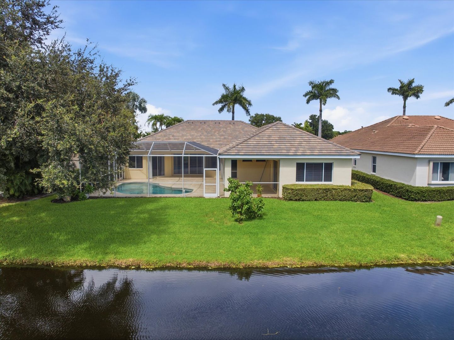 4956 Bridgehampton Blvd 4 of 12